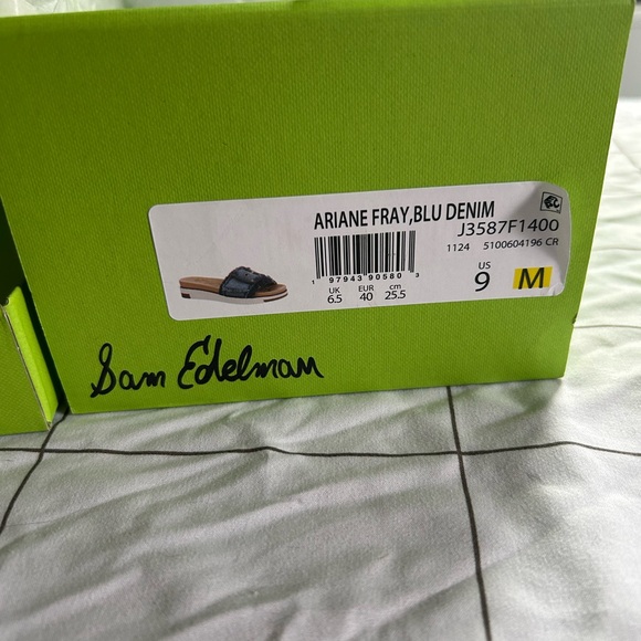 Sam Edelman Ariane Fray Blue Denim Slide Sandals - Picture 11 of 11
